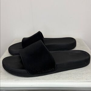 LULULEMON athletica Womens Happiness Slip On Black Slide Sandals SIZE 9